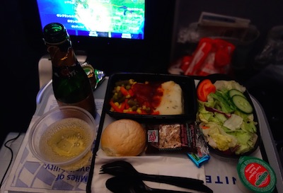 ユナイテッド航空の機内食　ディナー