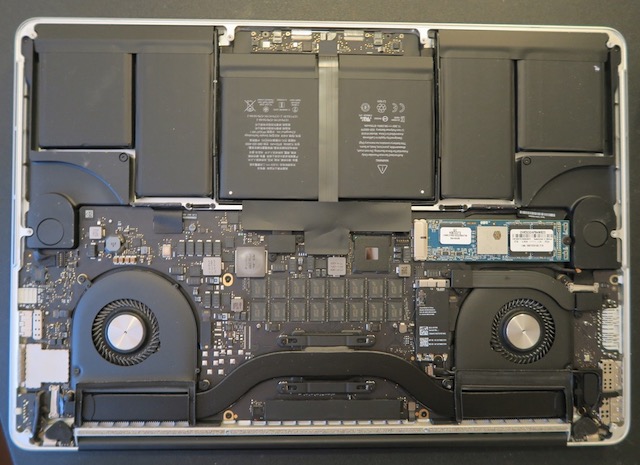 MacBook Pro 2TB SSD 交換