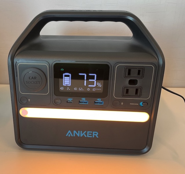 ポータブル電源 Anker 521 portable power station