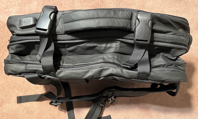 Backpack アマゾンのバックパック 出張 旅行用