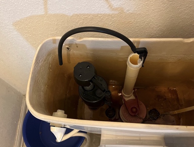 アメリカのトイレの修理