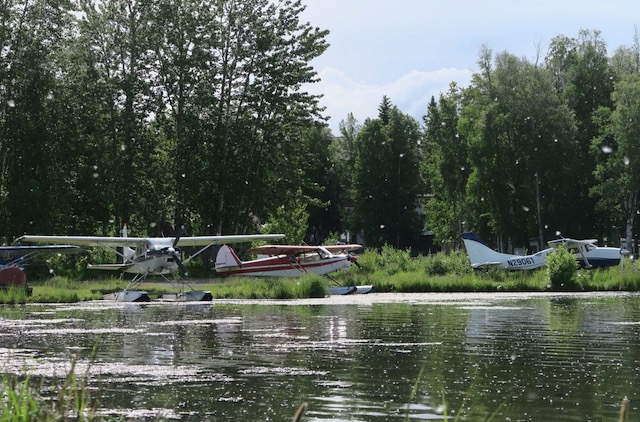 Anchorage 水上飛行機 フッド湖水上飛行場