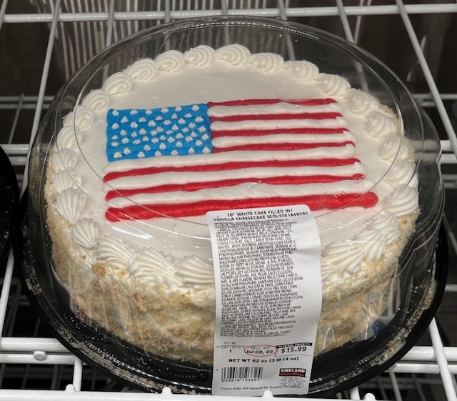 アメリカ独立記念日のアメリカ「誕生日ケーキ」 COSTCO