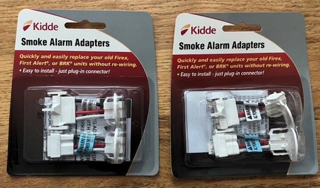 アメリカの煙感知器の交換　Smoke Alarms