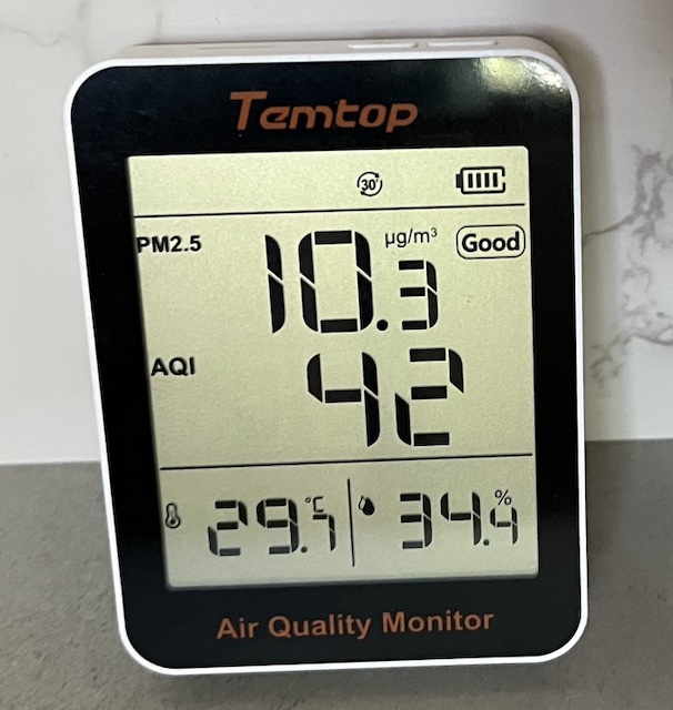 AQI 空気モニター PM2.5