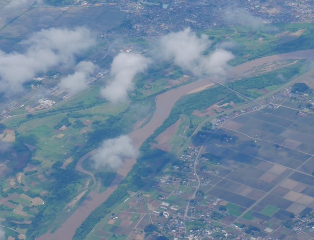 雲　飛行機内から撮影