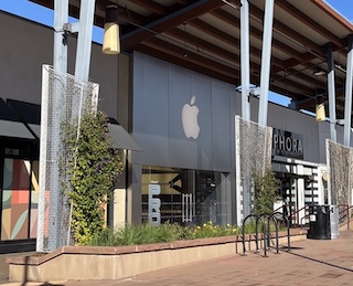 Apple Store genius bar