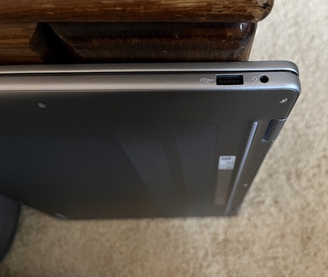 Back to School アメリカ Dell ノートパソコン 購入 高校生用