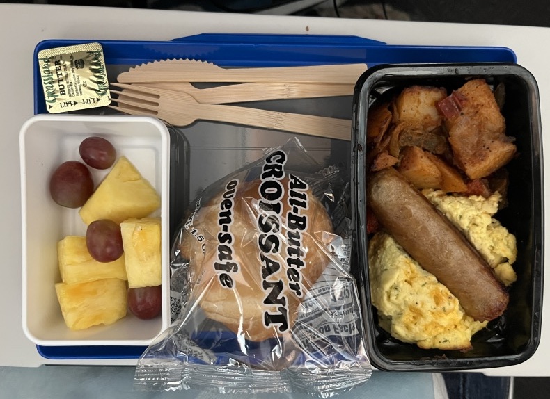 UA ユナイテッド航空 デンバー 成田 直行便 機内食