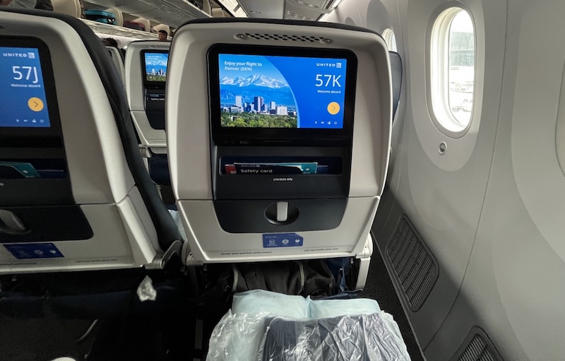 UA ユナイテッド航空 デンバー 成田 直行便 機内食