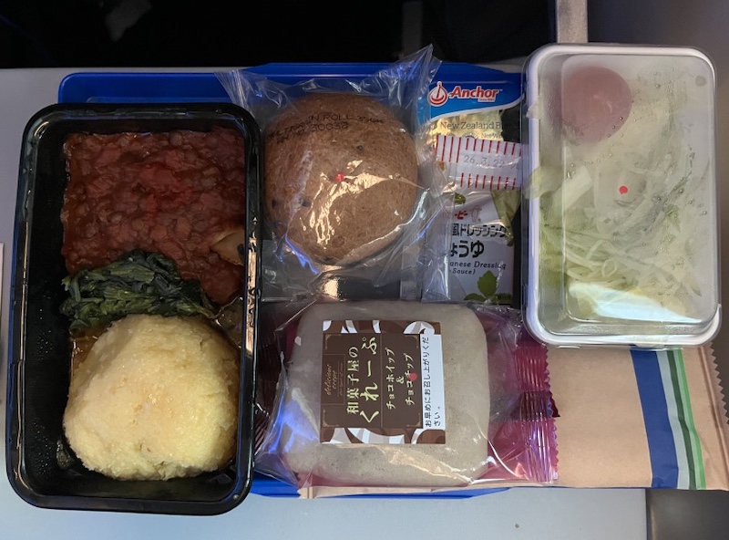 UA ユナイテッド航空 デンバー 成田 直行便 フライト 機内食 UA-142 UA-143