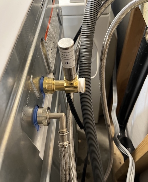 洗濯機 water hammer arrestor washing machine　ウォーターハンマー 水撃 圧力衝撃 アメリカ