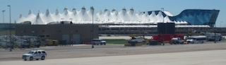 デンバー空港 DIA DEN